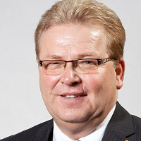  Klaus-Peter Heid